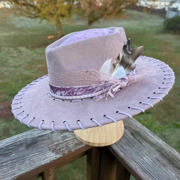 Lavender Burned Hat, Arrow Shaped Hat, Purple Tooled Leather  display picture 3